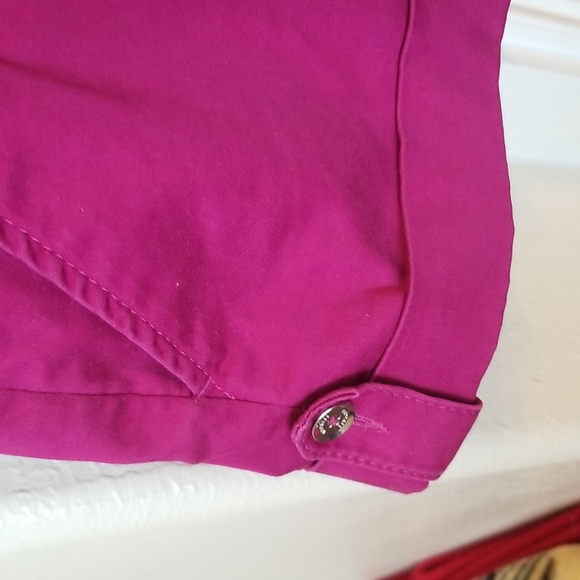 Express Shorts Size 12 - Picture 3 of 8